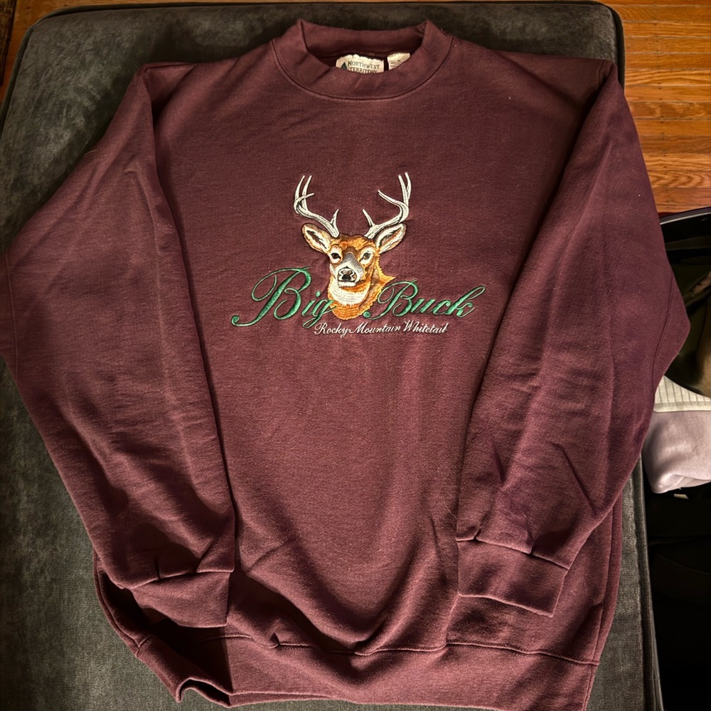 Northwest Big Buck Deer Embroidered Men's Burgundy Crewneck Vintage Sweater